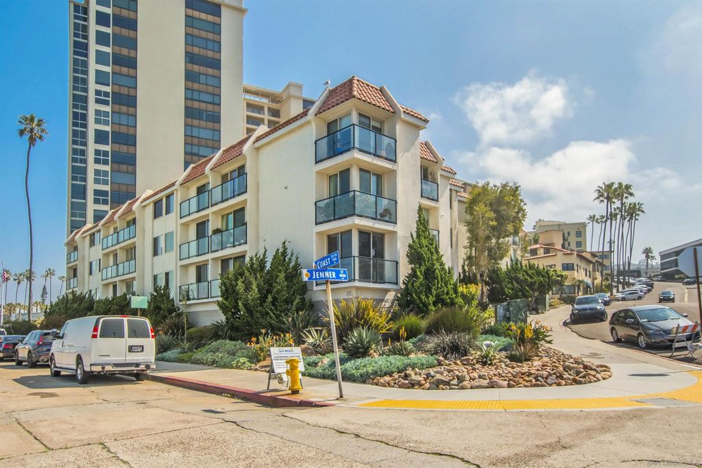 Photo of 909 Coast #12, La Jolla, CA 92037 (MLS # 250032749)