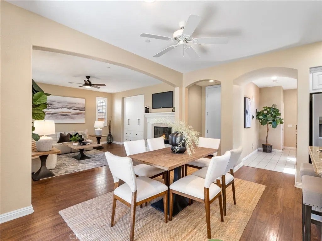 3958 Lake Park