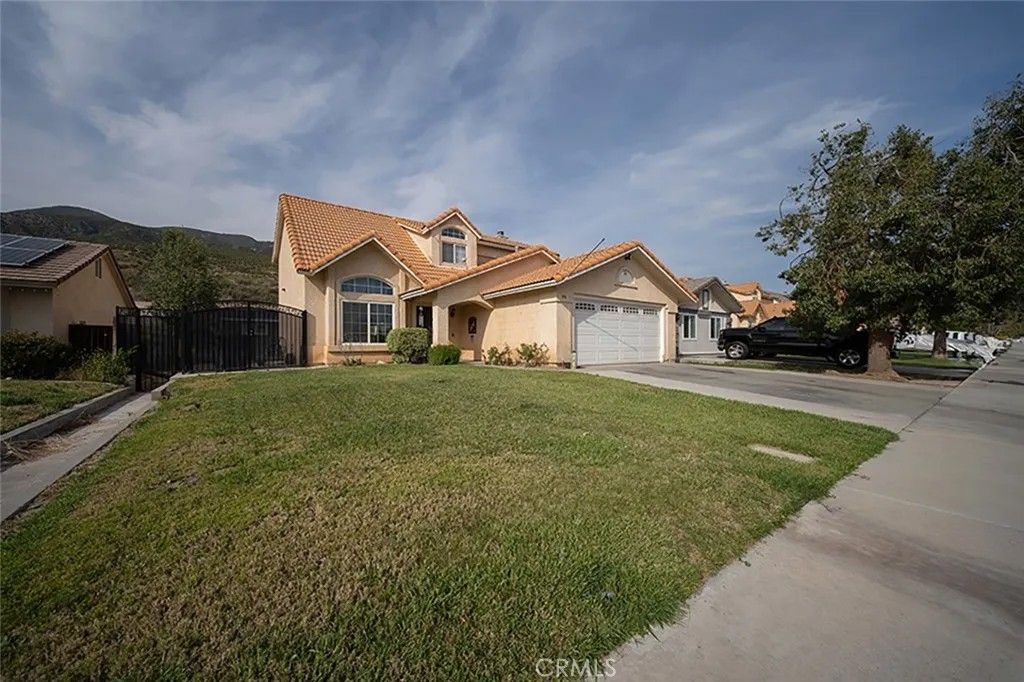 Photo of 954 W 59th St, San Bernardino, CA 92407 (MLS # IG26080678)