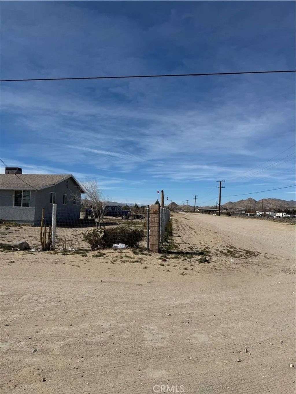 Photo of 10656 Allen Way, Lucerne Valley, CA 92356 (MLS # SB26043279)