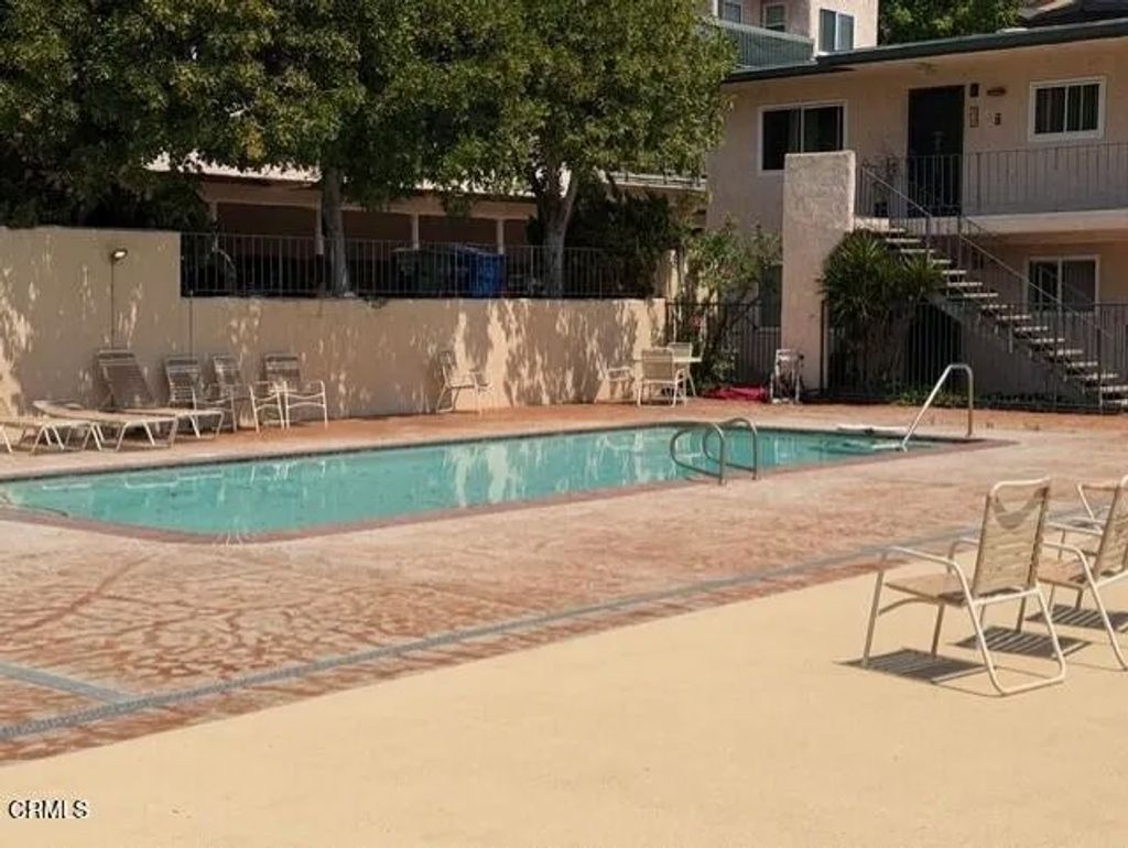 Photo of 2940 N Verdugo Road #323, Glendale, CA 91208 (MLS # P1-26633)