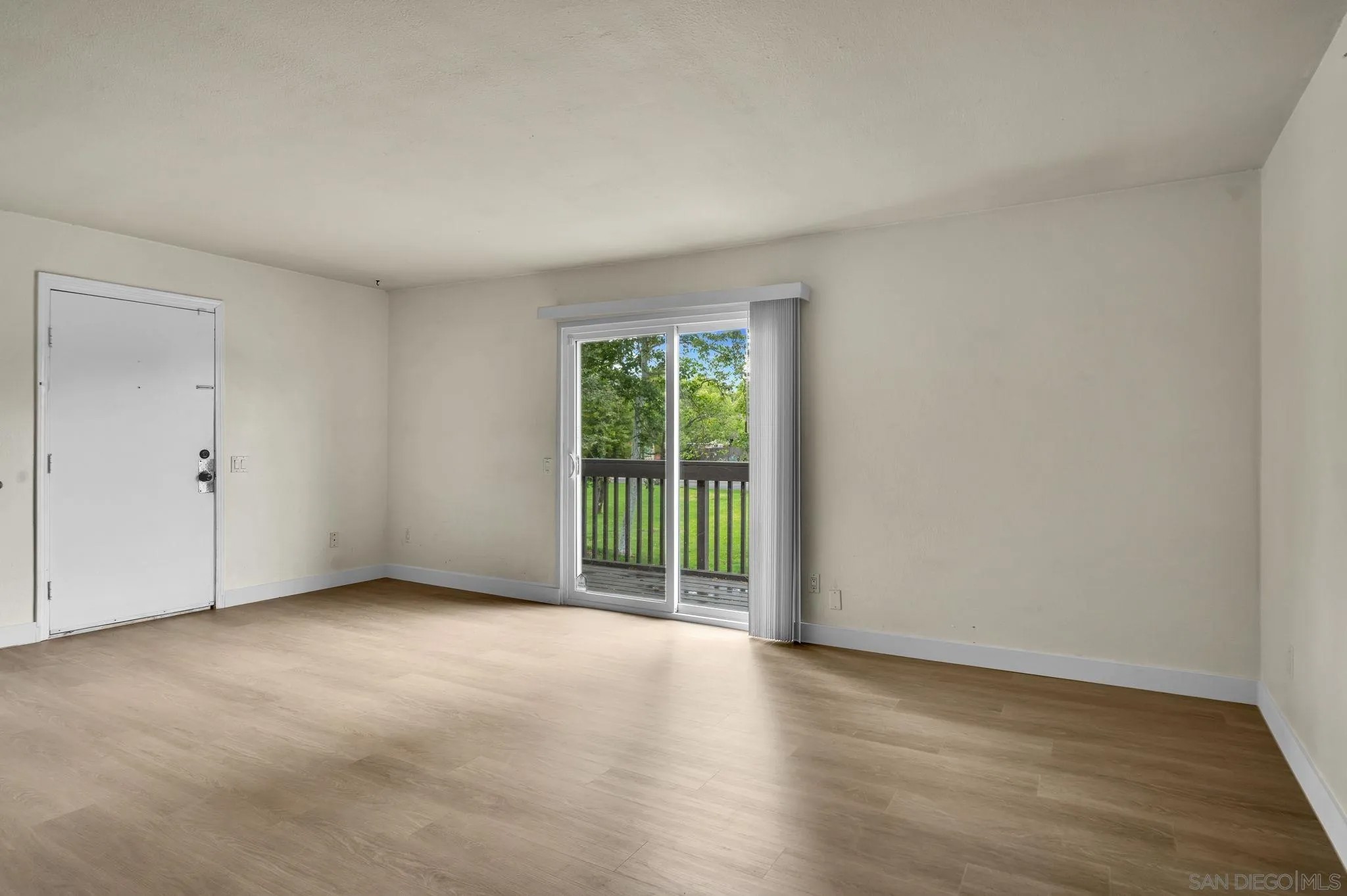 10210 Peaceful Ct