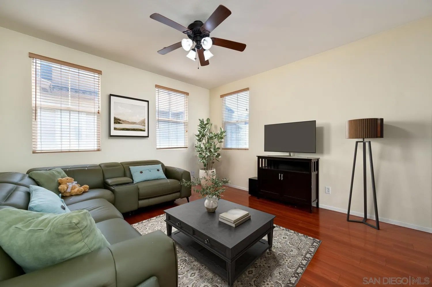766 Anchor Cove
