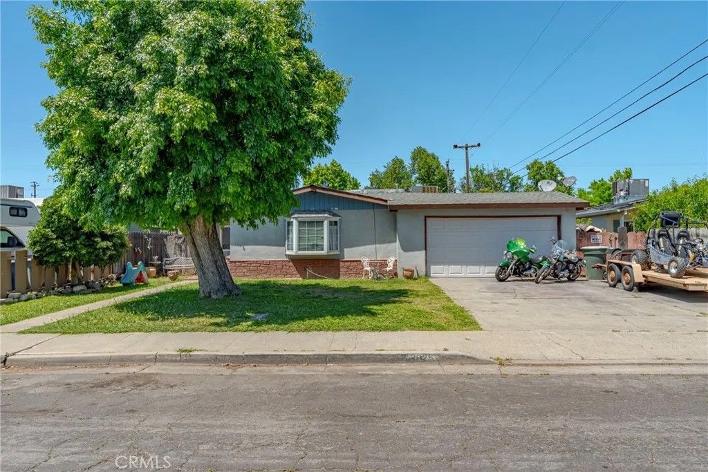 Photo of 2825 Green St, Merced, CA 95340 (MLS # MC26076339)