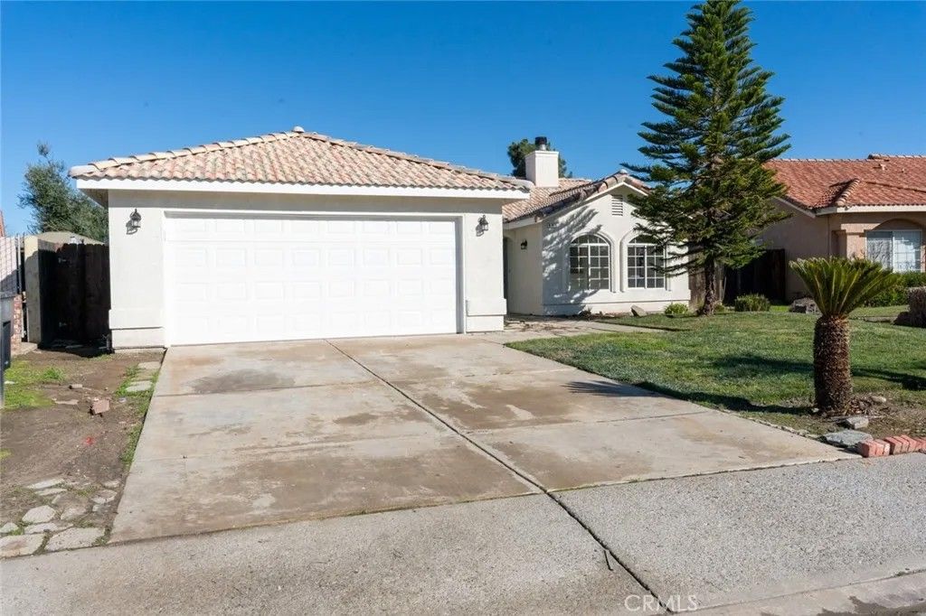 Photo of 906 Don Medico Drive, Hanford, CA 93230 (MLS # FR26003517)