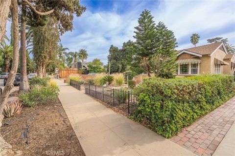 Tiny photo for 4008 Bandini Ave, Riverside, CA 92506 (MLS # PW25260890)