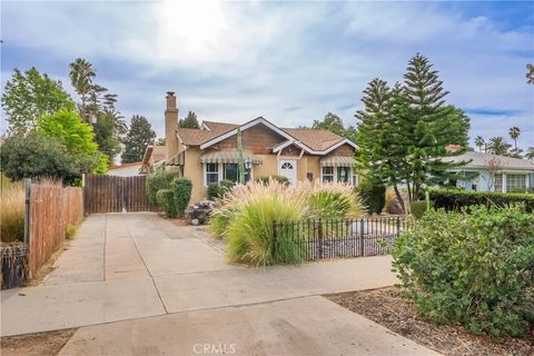 Tiny photo for 4008 Bandini Ave, Riverside, CA 92506 (MLS # PW25260890)