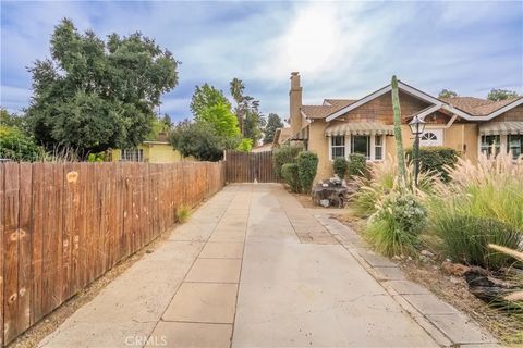 Tiny photo for 4008 Bandini Ave, Riverside, CA 92506 (MLS # PW25260890)
