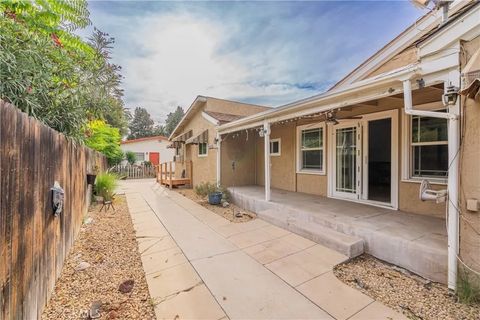 Tiny photo for 4008 Bandini Ave, Riverside, CA 92506 (MLS # PW25260890)