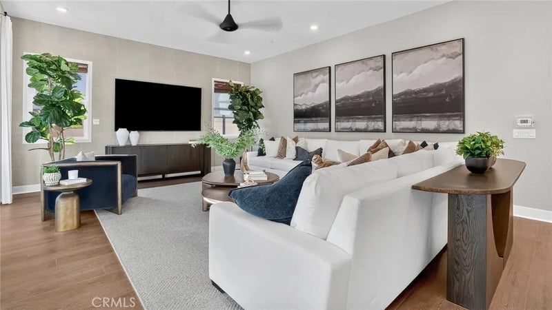 25184 Captain Way