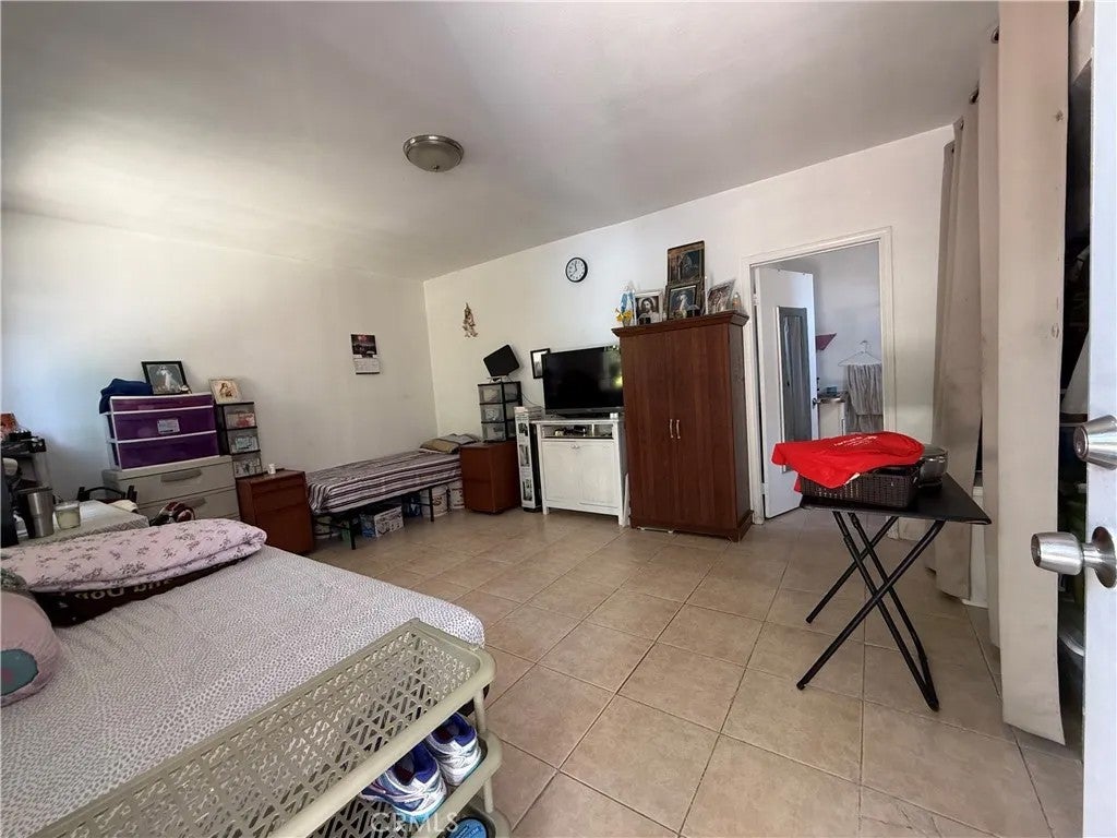 Photo of 4728 W Henderson Pl, Santa Ana, CA 92704 (MLS # OC26162381)
