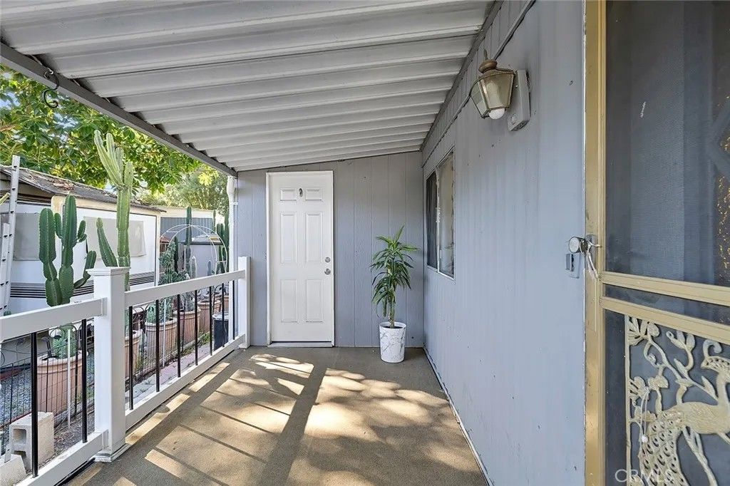 Photo of 300 E. Arbor Street #12, Long Beach, CA 90805 (MLS # SR25243877)