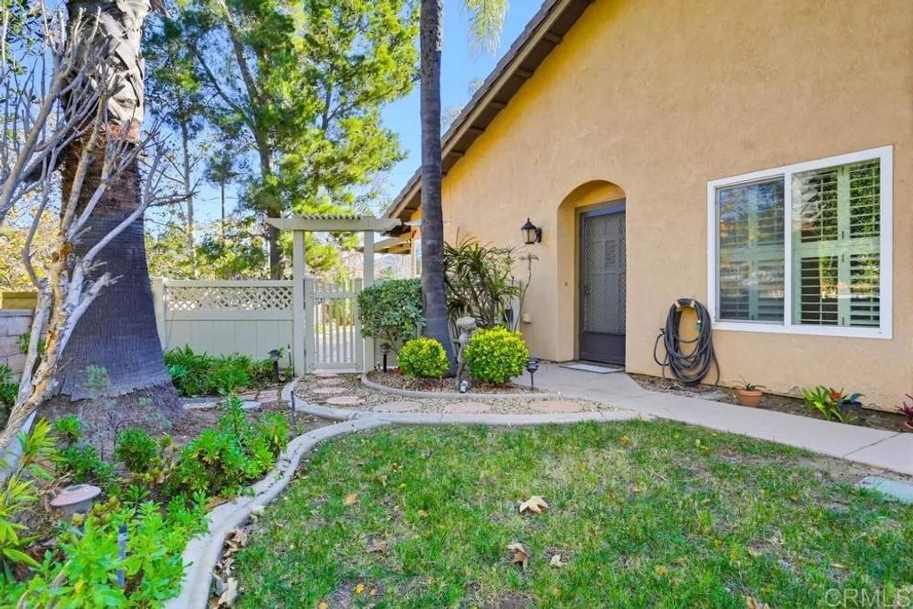 Photo of 4159 Serranos Court, Fallbrook, CA 92028 (MLS # NDP2511381)