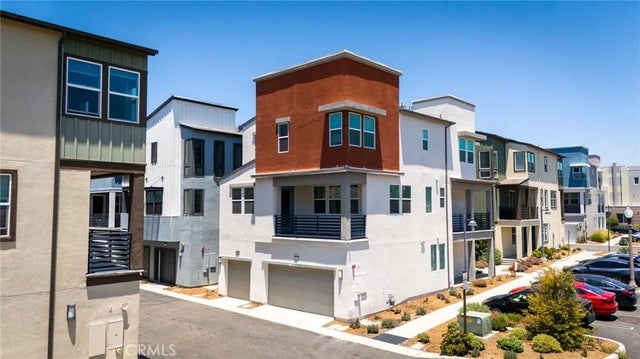 107 Allusion, Irvine