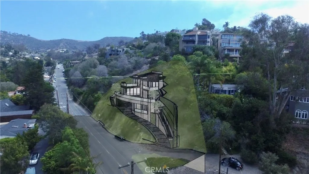 815 Bluebird Canyon