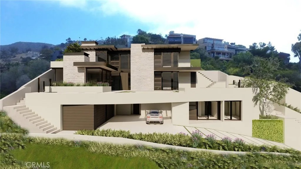 815 Bluebird Canyon