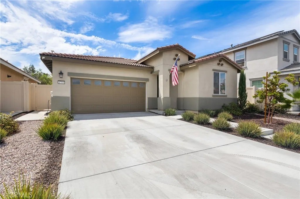 Photo of 1753 Plume LN, San Jacinto, CA 92583 (MLS # SW26191849)