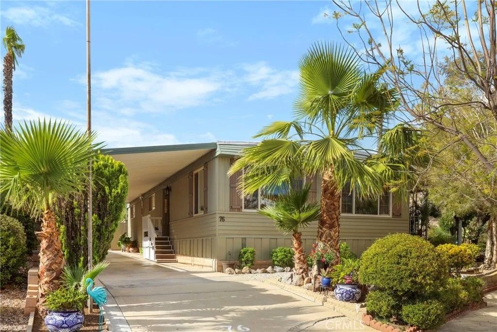 Photo of 32600 State Highway 74, Hemet, CA 92545 (MLS # CV26084415)