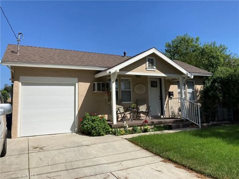 7444 Amigo Avenue Reseda CA 91335