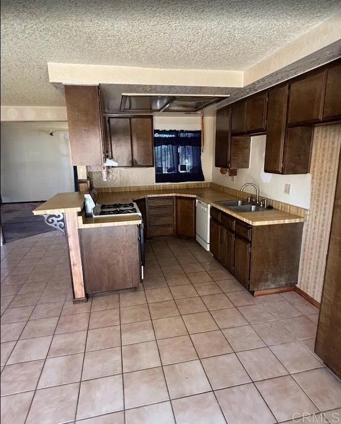 10132 Conejo Lane