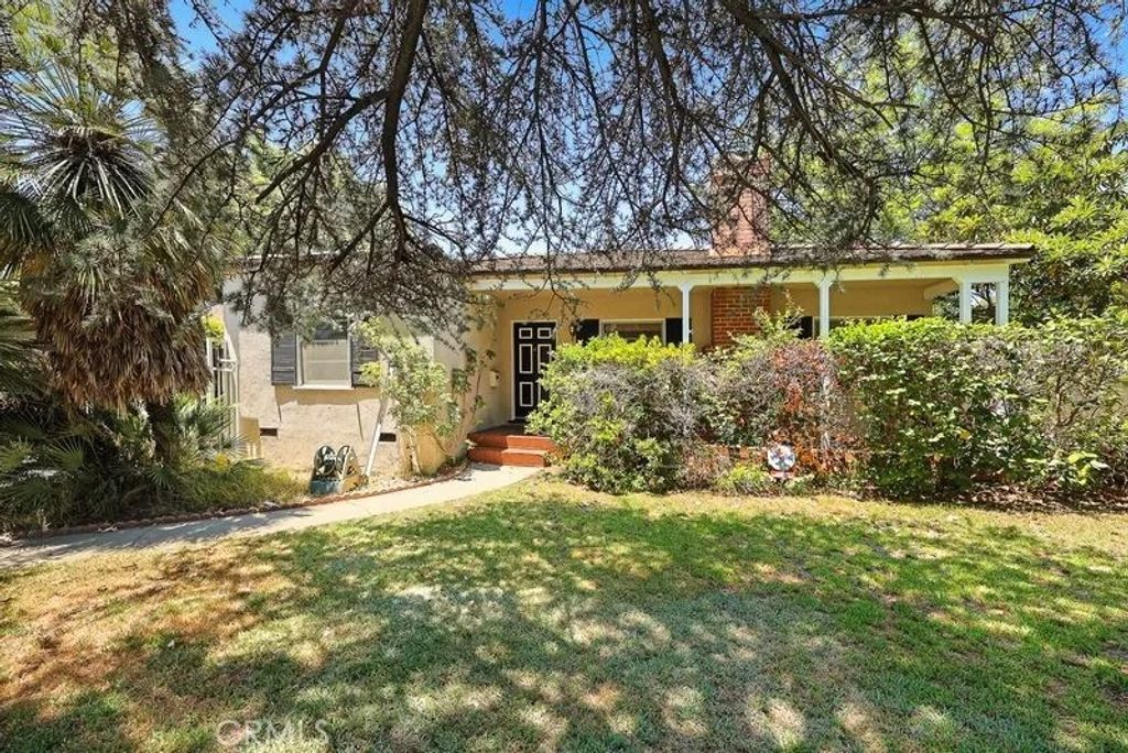 Photo of 1731 S San Gabriel Blvd, San Marino, CA 91108 (MLS # AR25247034)