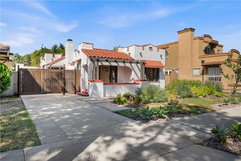 321 Drake Avenue