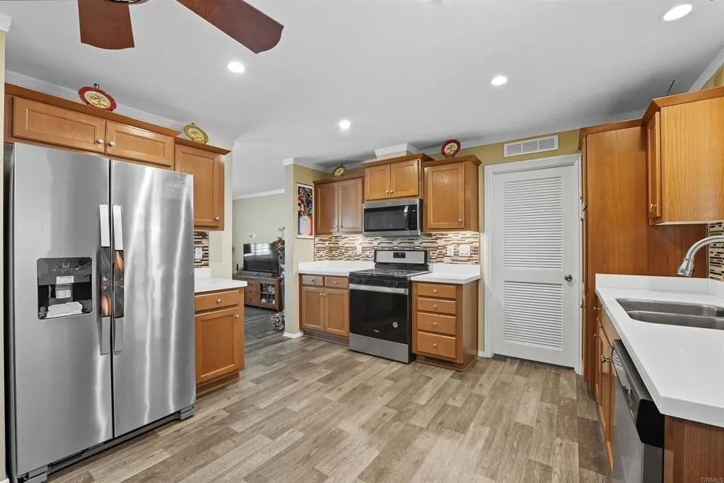 Photo of 275 Orange Ave #Spc 25, Chula Vista, CA 91911 (MLS # PTP2507366)