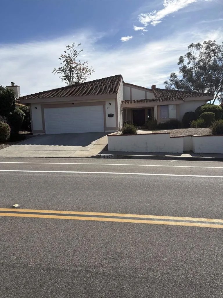 4193 Rueda Dr.