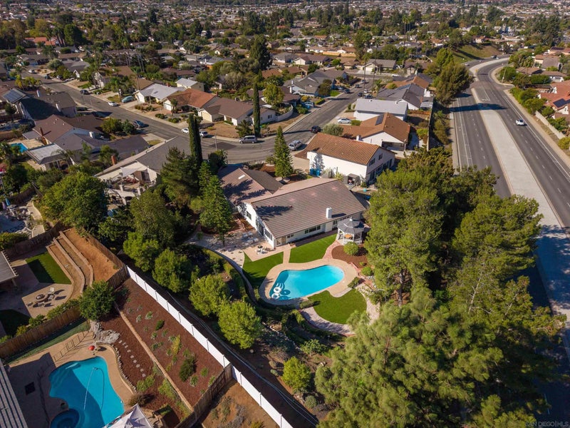 12782 Jardin Rd