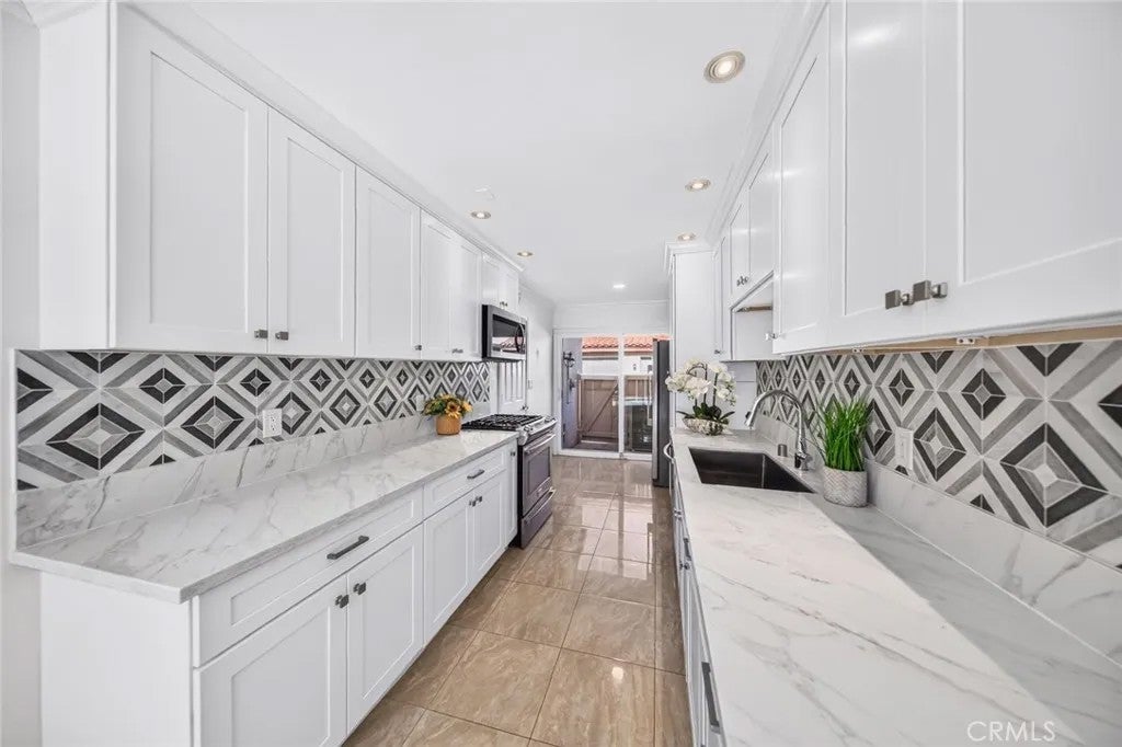 Photo of 3442 Del Amo Blvd, Torrance, CA 90503 (MLS # SB26139434)