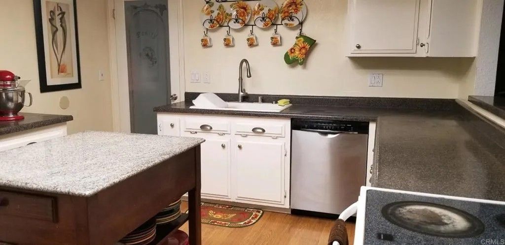 Photo of 19147 Las Encinas Drive, Ramona, CA 92065 (MLS # NDP2601809)