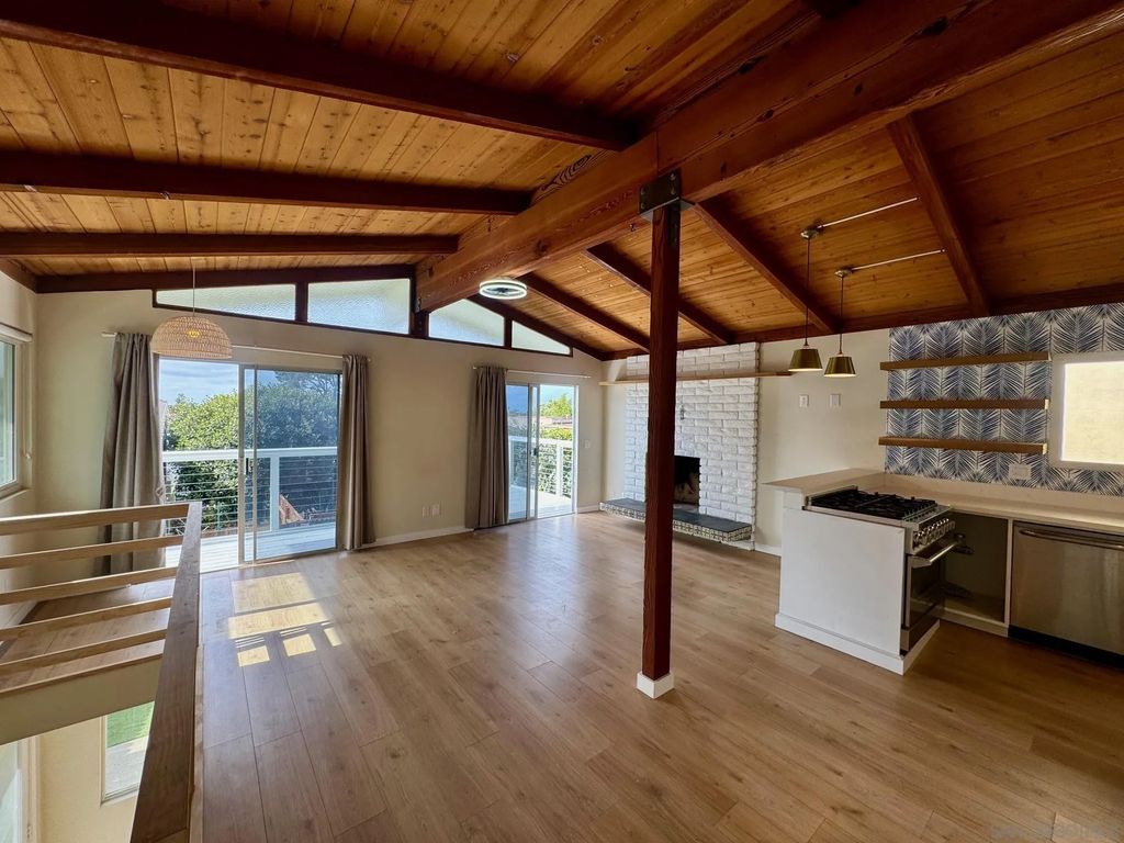 Photo of 113 N Granados Ave #113, Solana Beach, CA 92075 (MLS # 250044907)