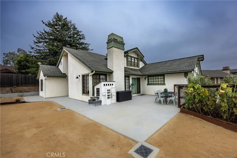 873 Escuela Court