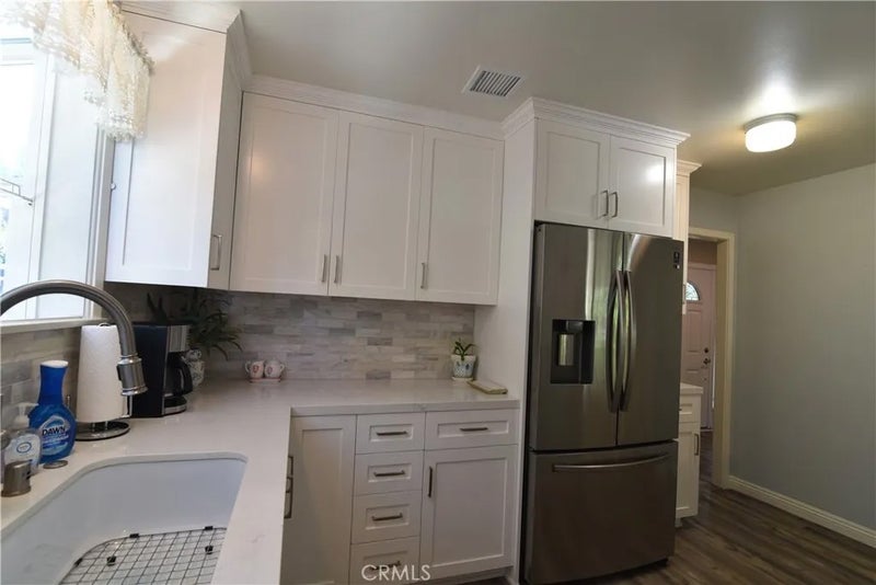 6242 Kenwater