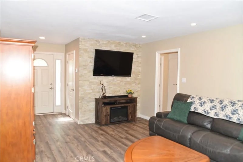 6242 Kenwater