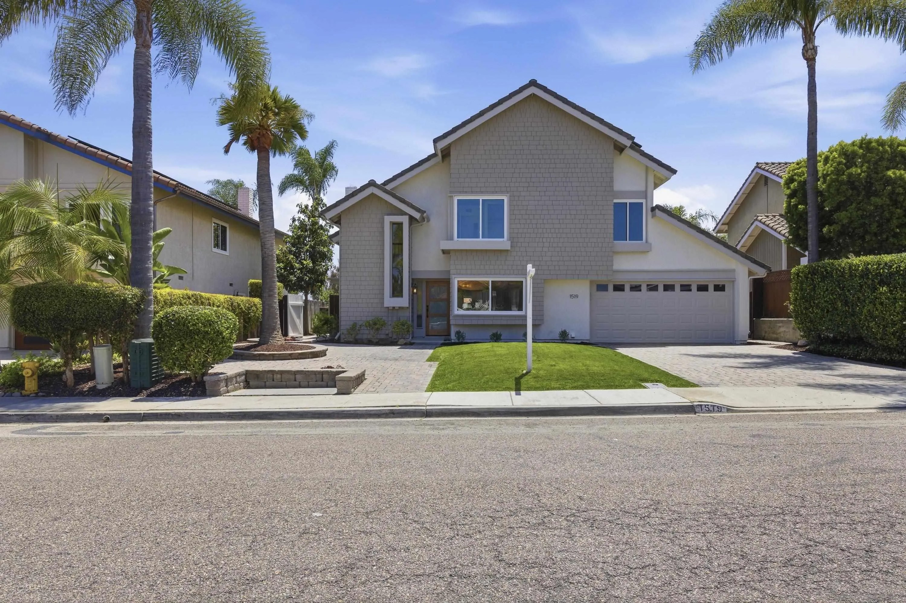 1519 Valleda Lane