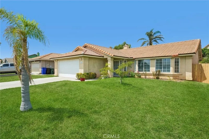 2320 W Sunrise Drive