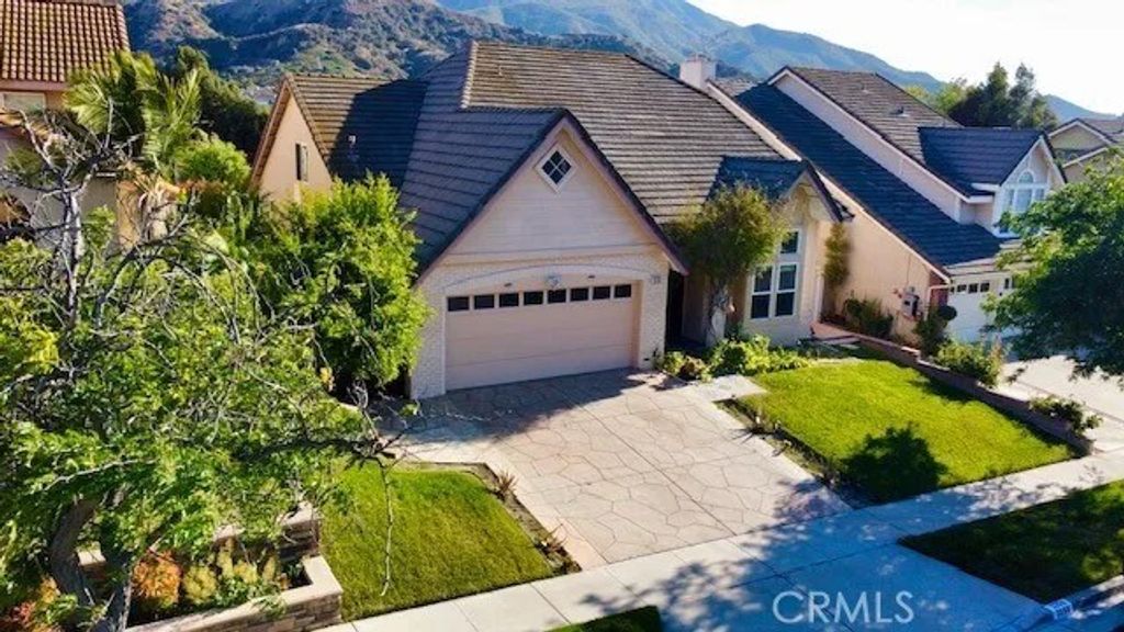 Photo of 3350 Deaver Dr, Corona, CA 92882 (MLS # SW26044763)