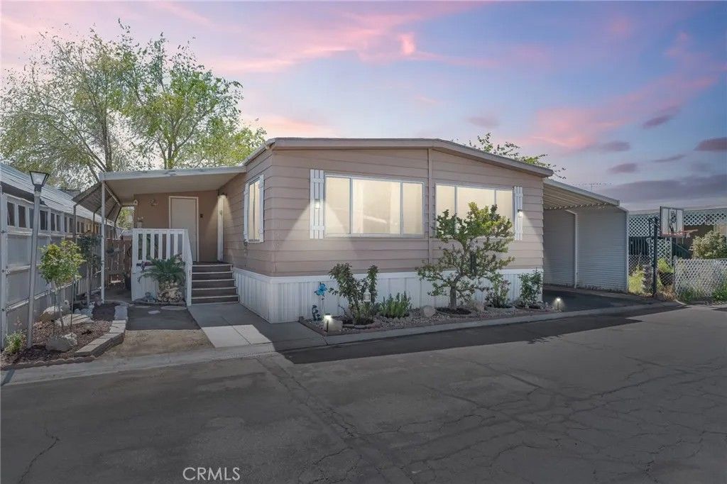 Photo of 1301 E Ave I #148, Lancaster, CA 93535 (MLS # HD26061789)