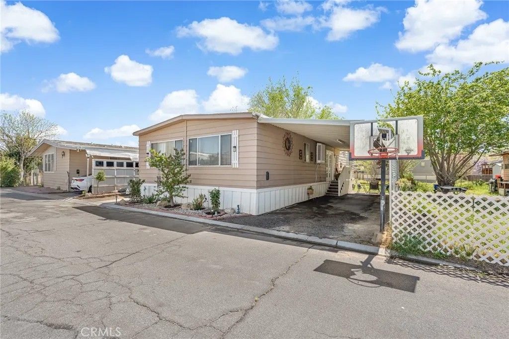 Photo of 1301 E Ave I #148, Lancaster, CA 93535 (MLS # HD26061789)