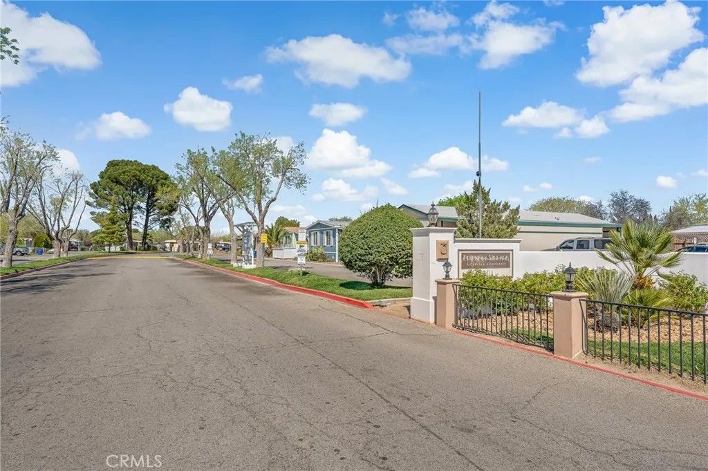 Photo of 1301 E Ave I #148, Lancaster, CA 93535 (MLS # HD26061789)