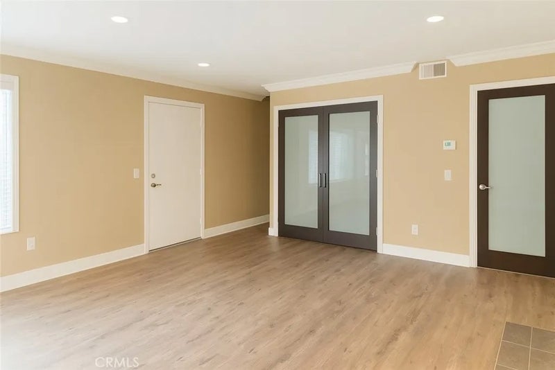 18408 Hatteras 19