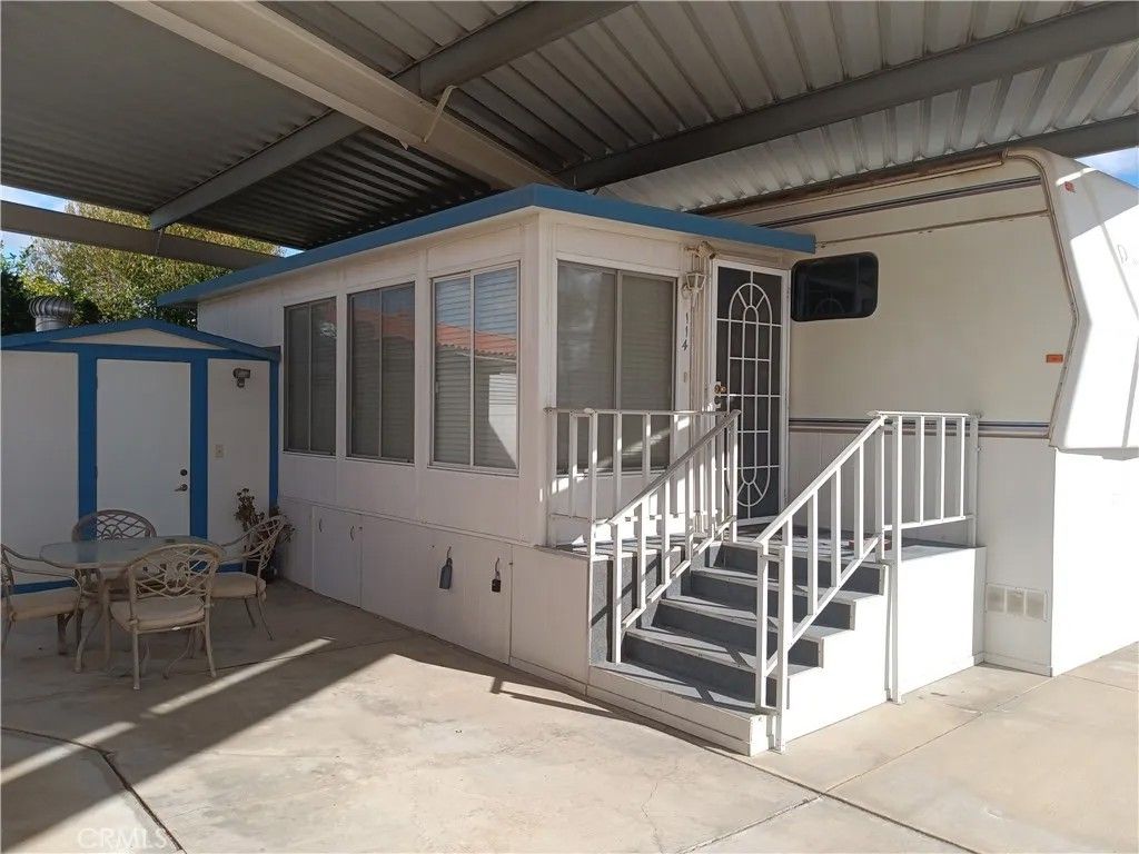 Photo of 1295 S Cawston Ave, Hemet, CA 92545 (MLS # PW25279347)