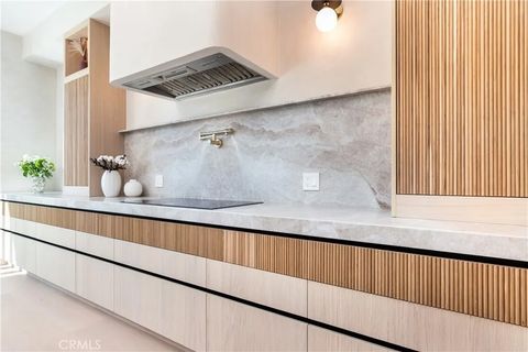 Tiny photo for 16749 Addison St, Encino, CA 91436 (MLS # BB25275435)