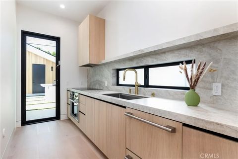 Tiny photo for 16749 Addison St, Encino, CA 91436 (MLS # BB25275435)