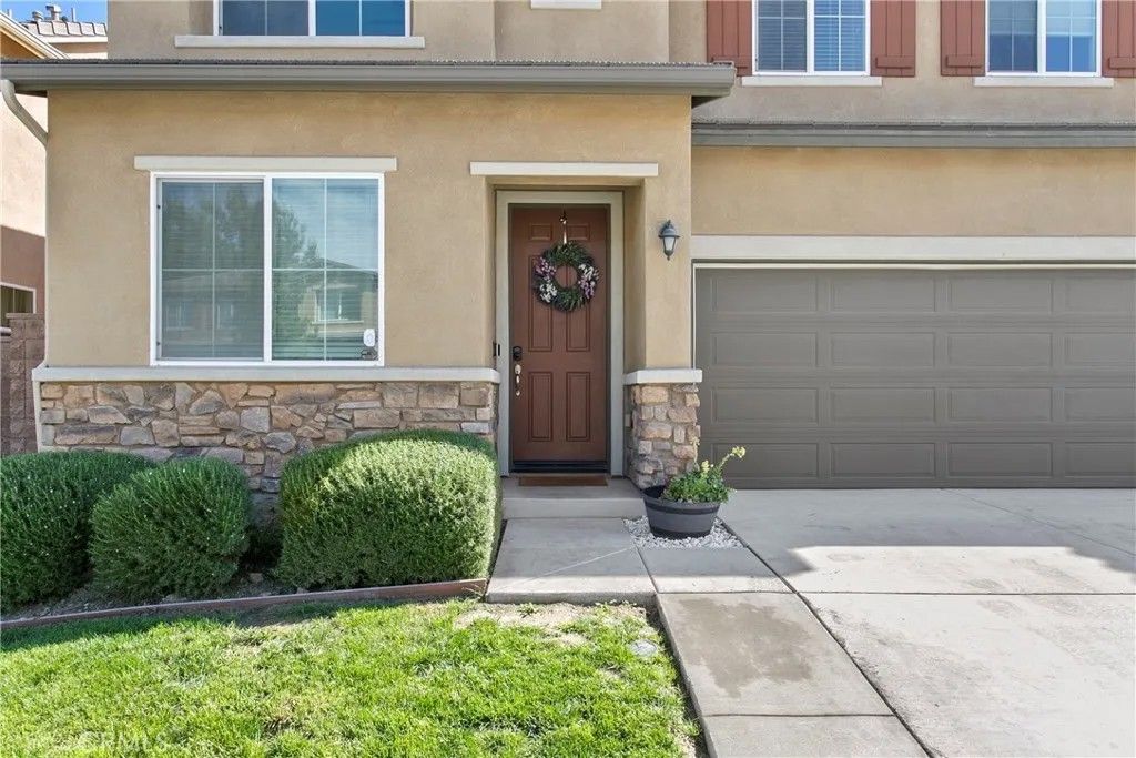 Photo of 10960 Knoxville Way, Riverside, CA 92503 (MLS # OC25279532)