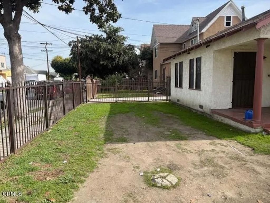 Photo of 1138 E 45th Street, Los Angeles, CA 90011 (MLS # P1-25640)