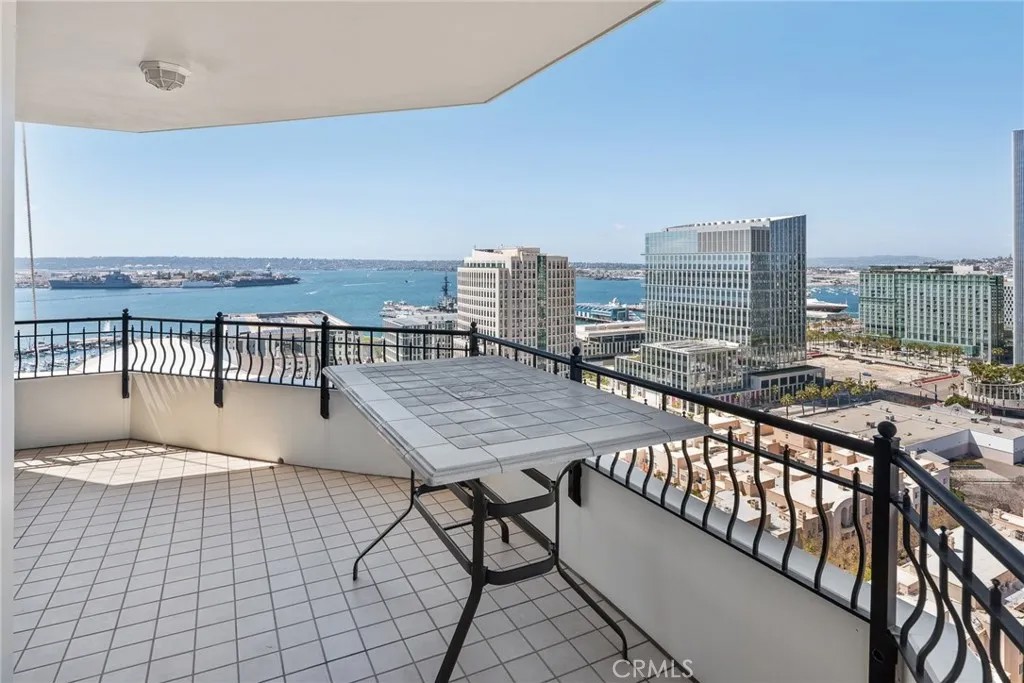 700 W Harbor Drive 2301