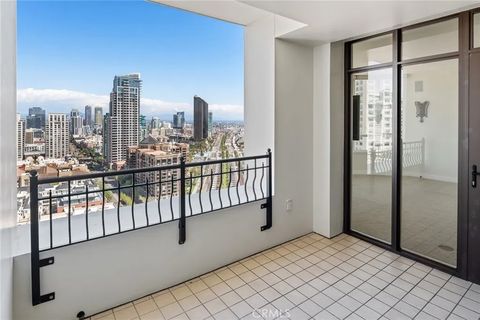 Tiny photo for 700 W Harbor Drive #2301, San Diego, CA 92101 (MLS # PW25084327)
