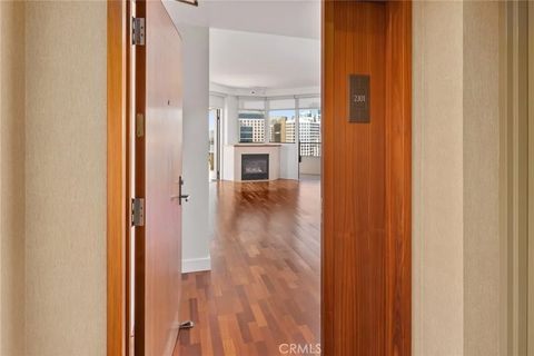 Tiny photo for 700 W Harbor Drive #2301, San Diego, CA 92101 (MLS # PW25084327)